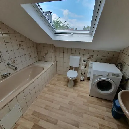 Apartment Gemütliche Zentrale Dg In